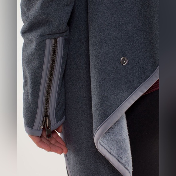 Lululemon Presence Of Mind Jacket Fossil Size 2 - Picture 5 of 13